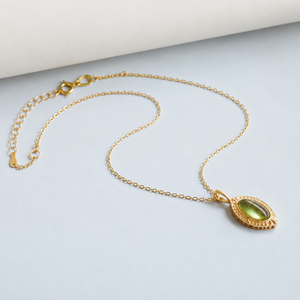 Vintage Green Oval Crystal Pendant Necklace — angle and structure view — CRYSTARO